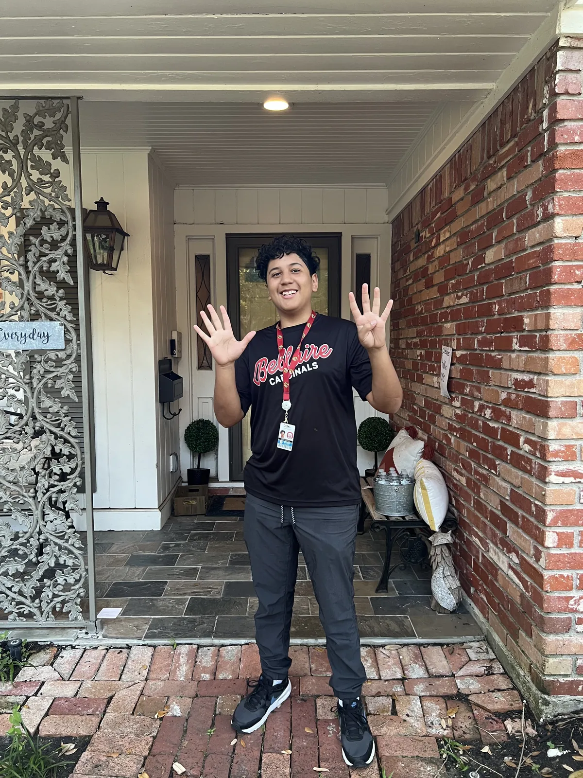 Daniel ready to work at a customer's door